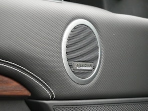 Vehicle image LAND ROVER Discovery 3.0 D I6 350 Dynamic HSE