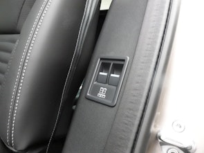 Vehicle image LAND ROVER Discovery 3.0 D I6 350 Dynamic HSE