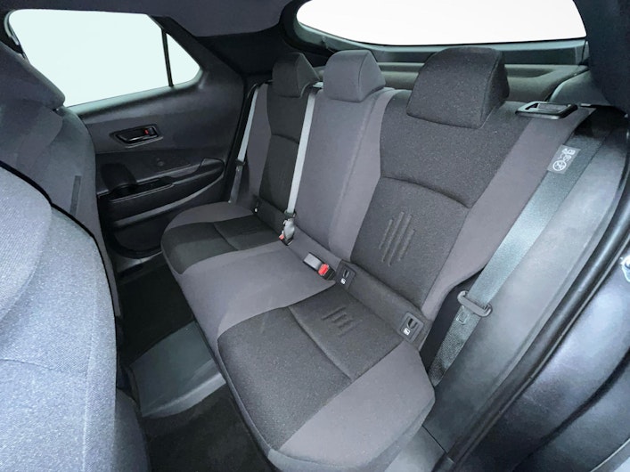 Vehicle image TOYOTA C-HR