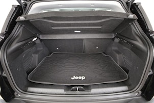 Vehicle image JEEP Avenger Summit