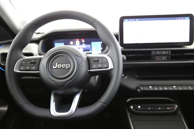 Jeep Avenger Summit