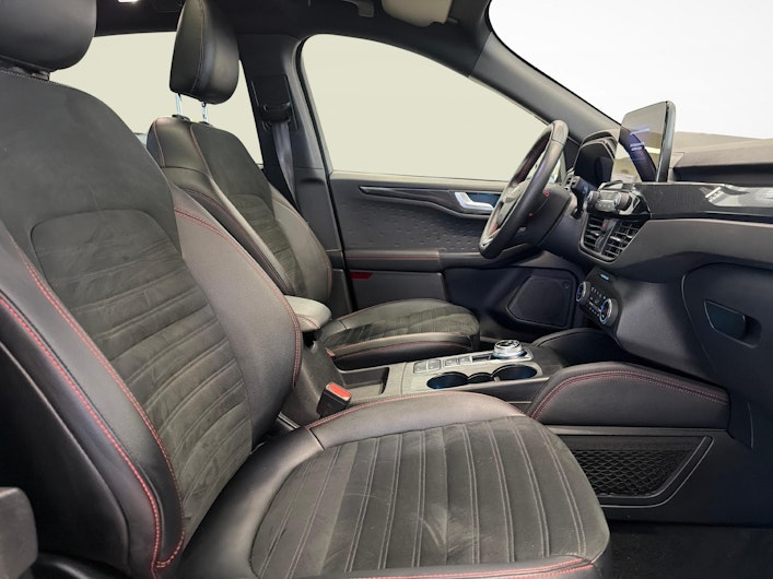 Vehicle image FORD KUGA