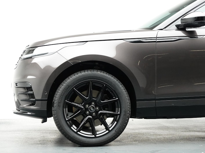 Vehicle image LAND ROVER RANGE ROVER VELAR