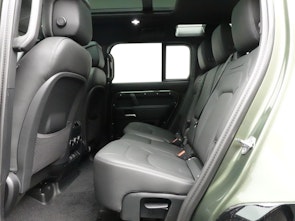 Vehicle image LAND ROVER Defender 110 3.0 D I6 350 X-Dynamic HSE