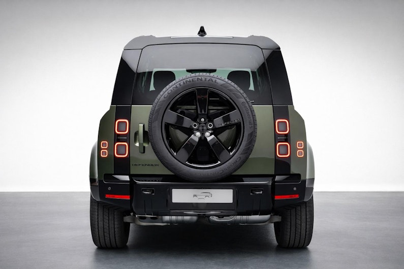 Vehicle image LAND ROVER DEFENDER