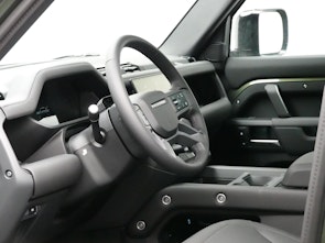 Vehicle image LAND ROVER Defender 110 3.0 D I6 350 X-Dynamic HSE