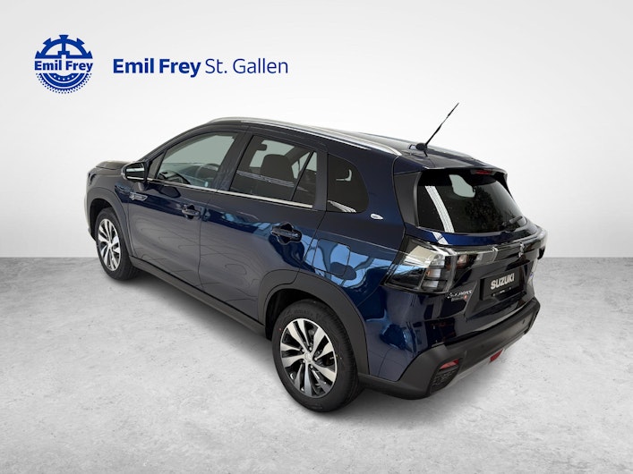 Vehicle image SUZUKI S-CROSS