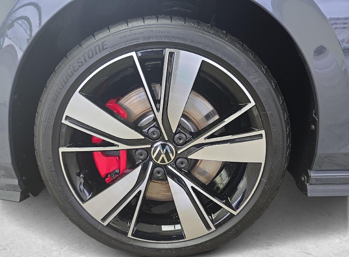 image du véhicule VW GOLF