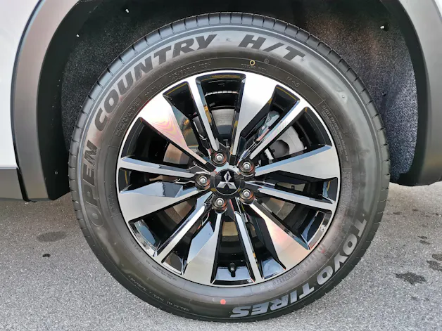 Mitsubishi Outlander 2.4 PHEV Invite 4x4