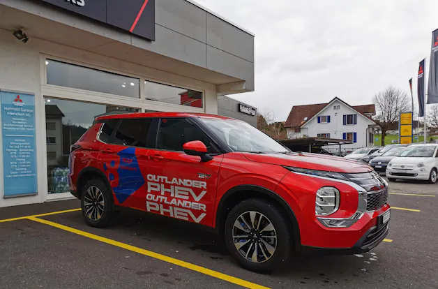 Mitsubishi Outlander 2.4 PHEV Invite 4x4