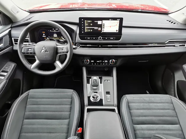 Mitsubishi Outlander 2.4 PHEV Invite 4x4