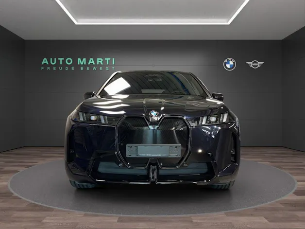 BMW iX xDrive45