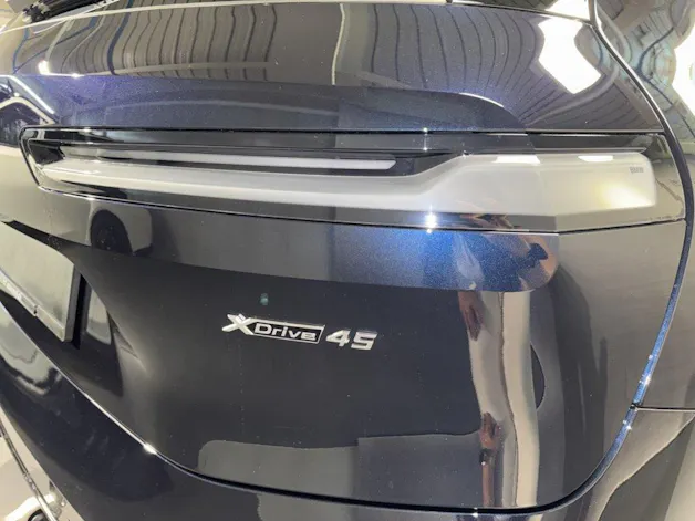 BMW iX xDrive45