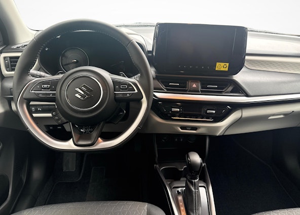 Vehicle image 8 Vehicle image 8