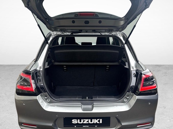 Vehicle image SUZUKI SWIFT