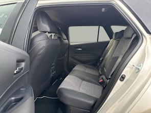 Fahrzeugbild TOYOTA Corolla Touring Sports 2.0 HSD Swiss Edition