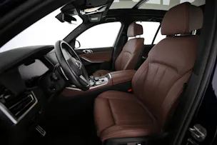 BMW X5 M50i xDrive