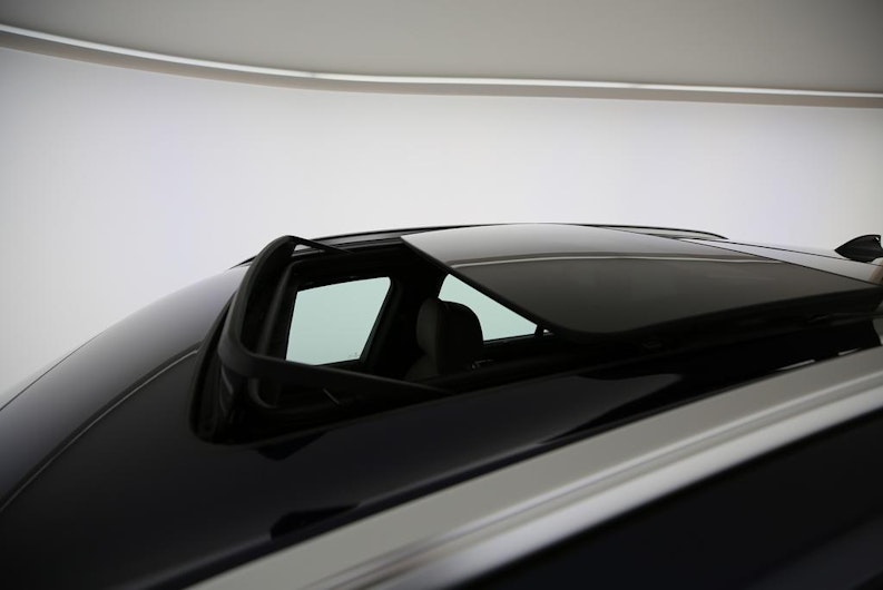 Vehicle image BMW X5