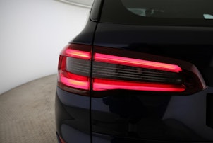 Vehicle image BMW X5 M50i xDrive