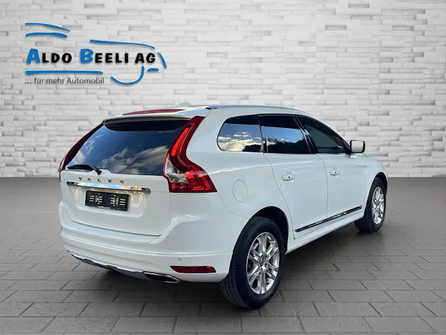 Volvo XC60 2.4 D5 Summum AWD
