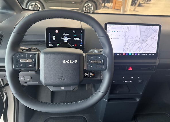 Vehicle image 8 Vehicle image 8