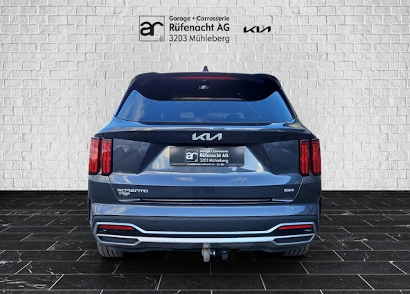 Vehicle image 3 Vehicle image 3