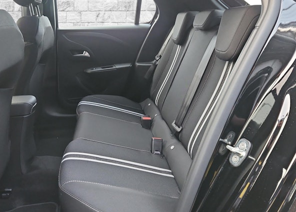 Vehicle image 7 Vehicle image 7