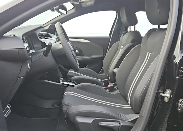 Vehicle image 6 Vehicle image 6