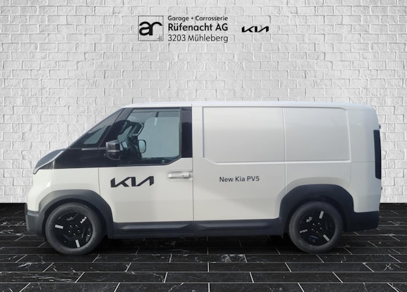 Vehicle image 4 Vehicle image 4