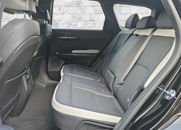 Vehicle image 7 Vehicle image 7