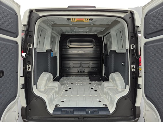 Vehicle image 10 Vehicle image 10