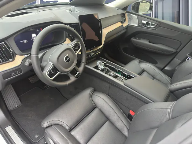 Volvo XC60 2.0 T8 TE Ultra Dark eAWD