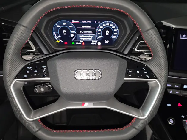 Audi Q4 e-tron 45 quattro
