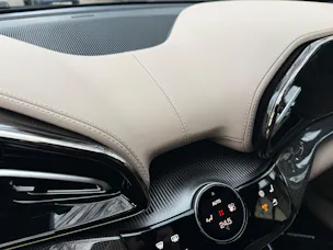 Ferrari Purosangue 6.5 V12