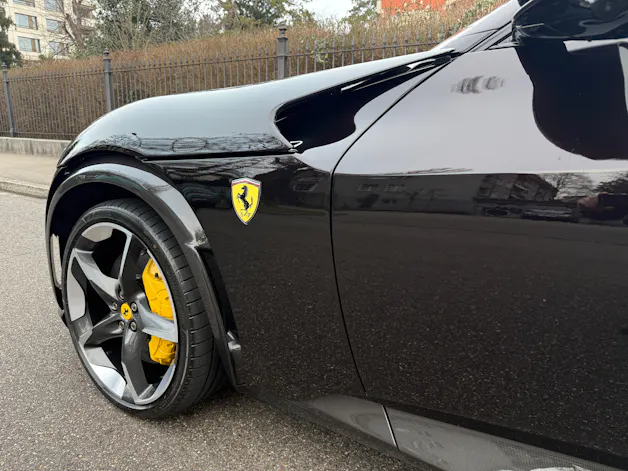 Ferrari Purosangue 6.5 V12