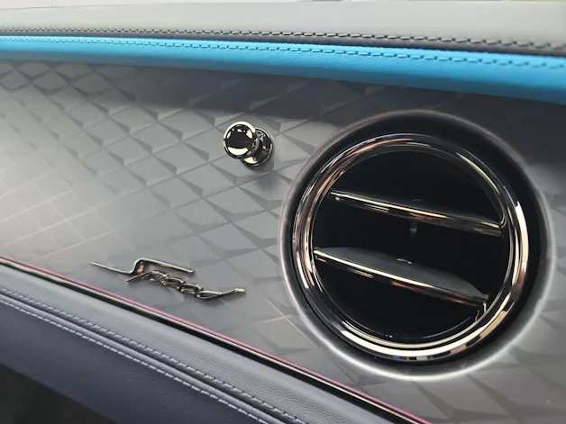 Bentley Continental GT 4.0 V8 PHEV 782 PS Speed/ 1.9% Leasing möglich