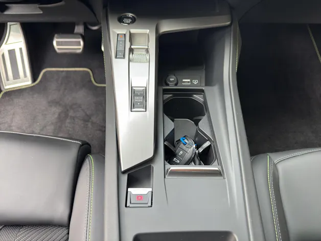 Peugeot 308 SW 1.6 PHEV 225 GT *FOCAL SOUND*PANODACH*