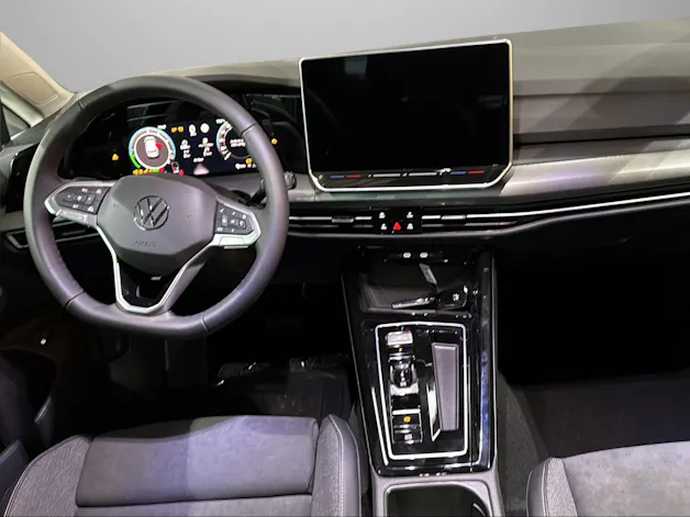VW Golf 1.5 TSI PHEV Style