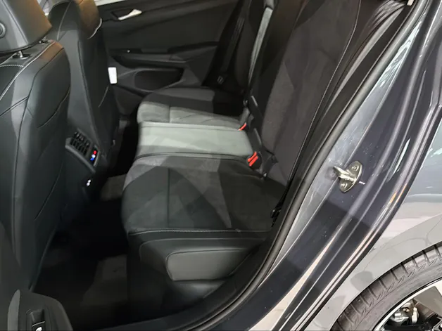 VW Golf 1.5 TSI PHEV Style