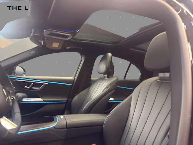 Mercedes-Benz E 450 d 4M - AMG / 360 Grad Kamera / Panorama-Dach / AHK / Digital Light