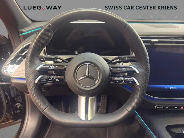 Mercedes-Benz E 450 d 4M - AMG / 360 Grad Kamera / Panorama-Dach / AHK / Digital Light