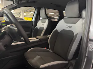 Dacia BIGSTER journey hybrid 155