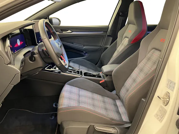 VW Golf 8 2.0 TSI GTI DSG