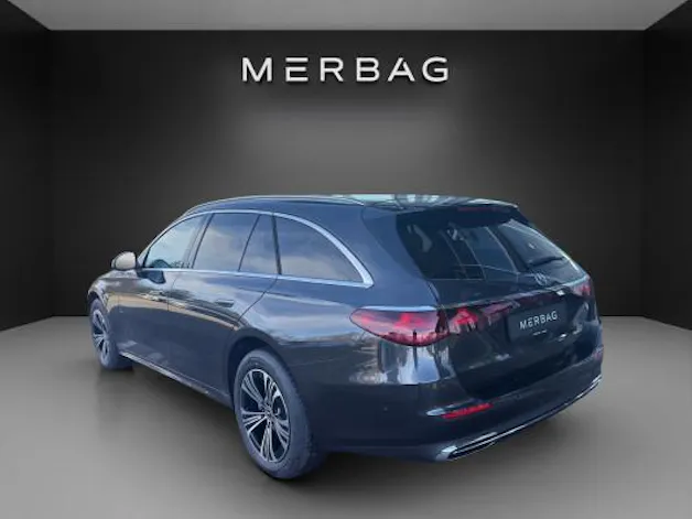 Mercedes-Benz E 220 d T 4M 9G-Tronic