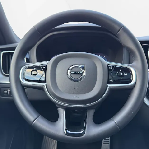 Volvo XC60 T6 eAWD R-Design Geartronic