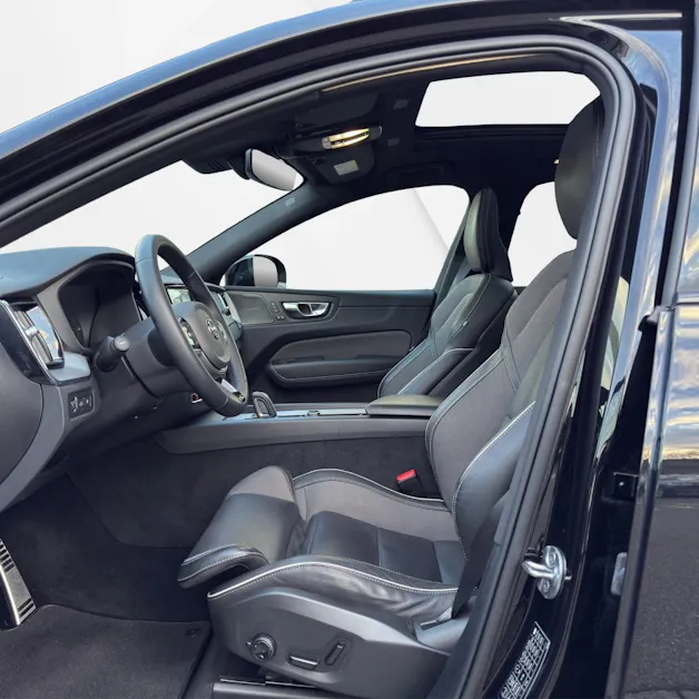 Volvo XC60 T6 eAWD R-Design Geartronic