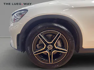 Mercedes-Benz GLC 220 d 4M - AMG / DISTRONIC / Rückfahrkamera / Sitzmemory