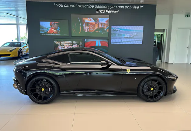 Ferrari Roma 3.9 V8 T