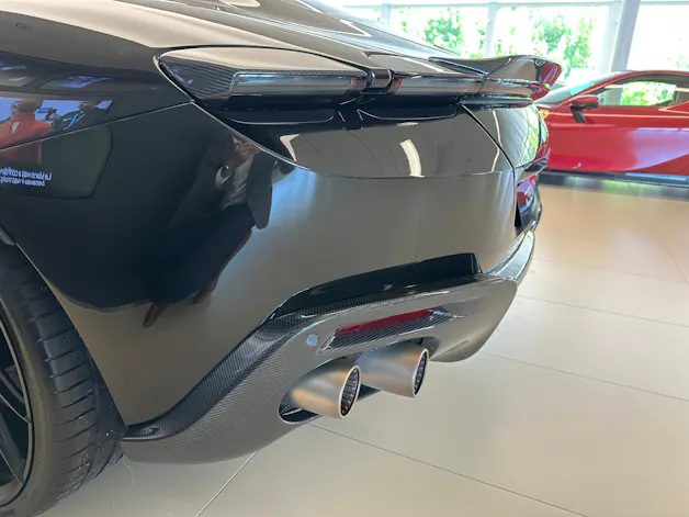 Ferrari Roma 3.9 V8 T
