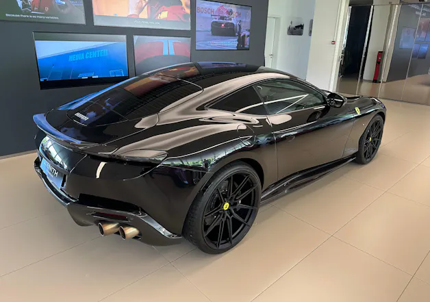 Ferrari Roma 3.9 V8 T